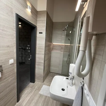 Homestay Kunc - V Soukromi - Borova 607, - Stredni Cechy