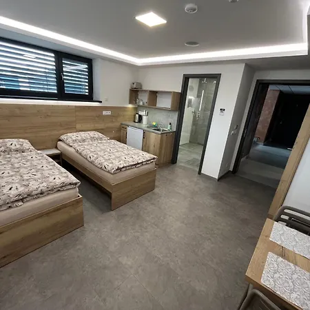 Kunc - V Soukromi - Borova 607, - Stredni Cechy Kwatera prywatna Příbram