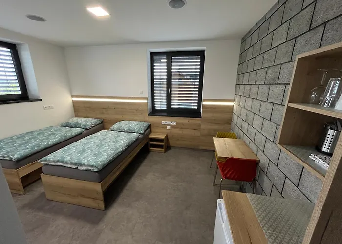 Kunc - V Soukromi - Borova 607, - Stredni Cechy Homestay