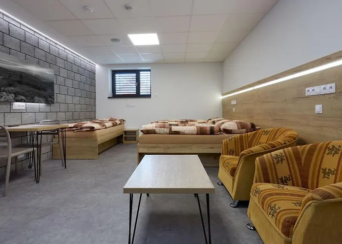 Kunc - V Soukromi - Borova 607, - Stredni Cechy Homestay