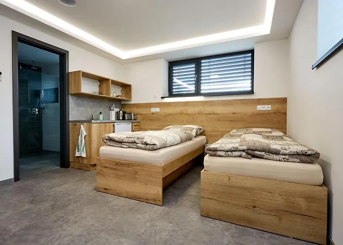 Homestay Kunc - V Soukromi - Borova 607, - Stredni Cechy *